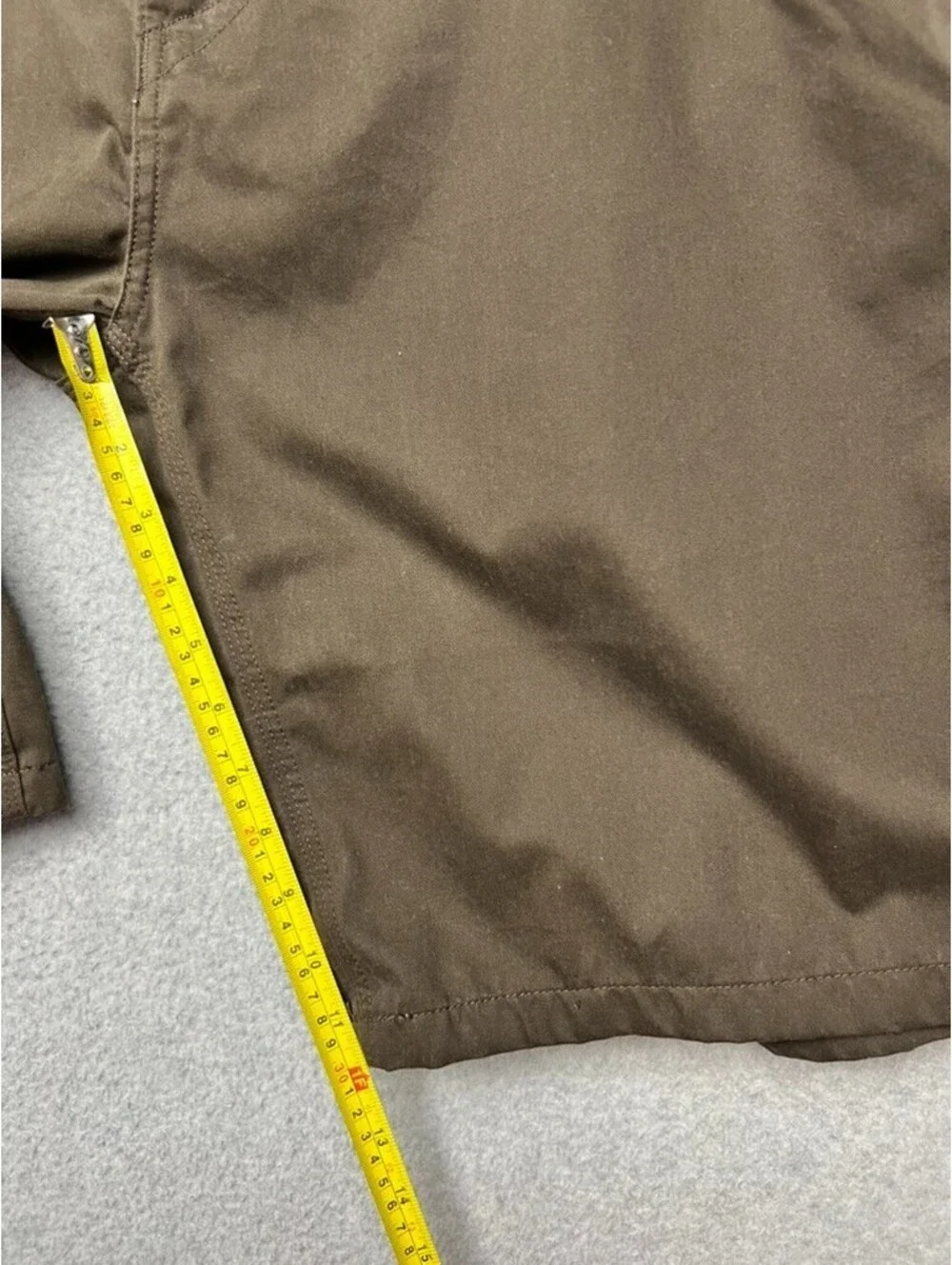 Under Armour Brown Cargo Shorts Mens 40 Gorpcore Utility Hiking Golf Chino Work